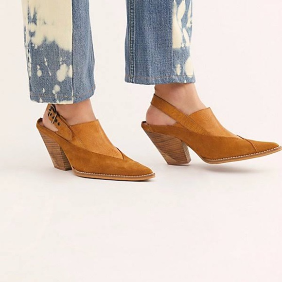 Free People Shoes - Free people Silverton sling back leather mules size 38